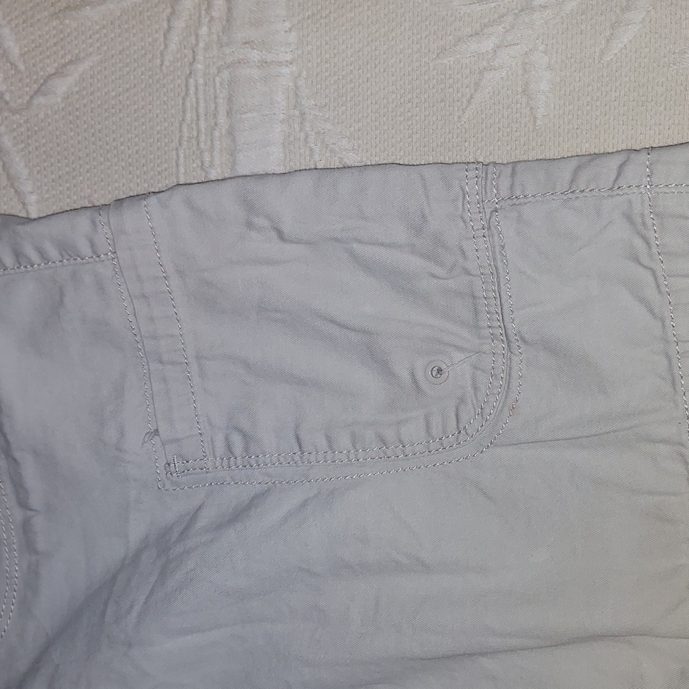 Gloria Vanderbilt Shorts - Picture 4 of 8